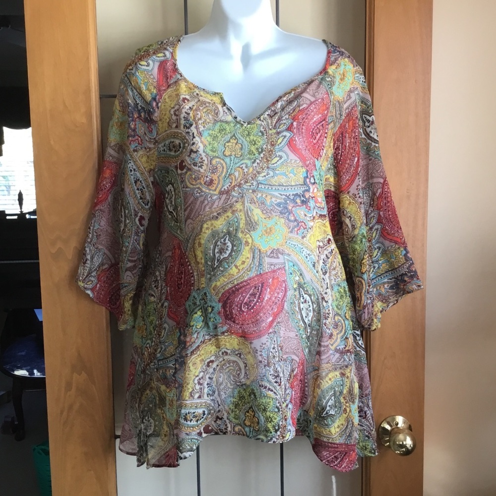 Jessica Simpson maternity blouse